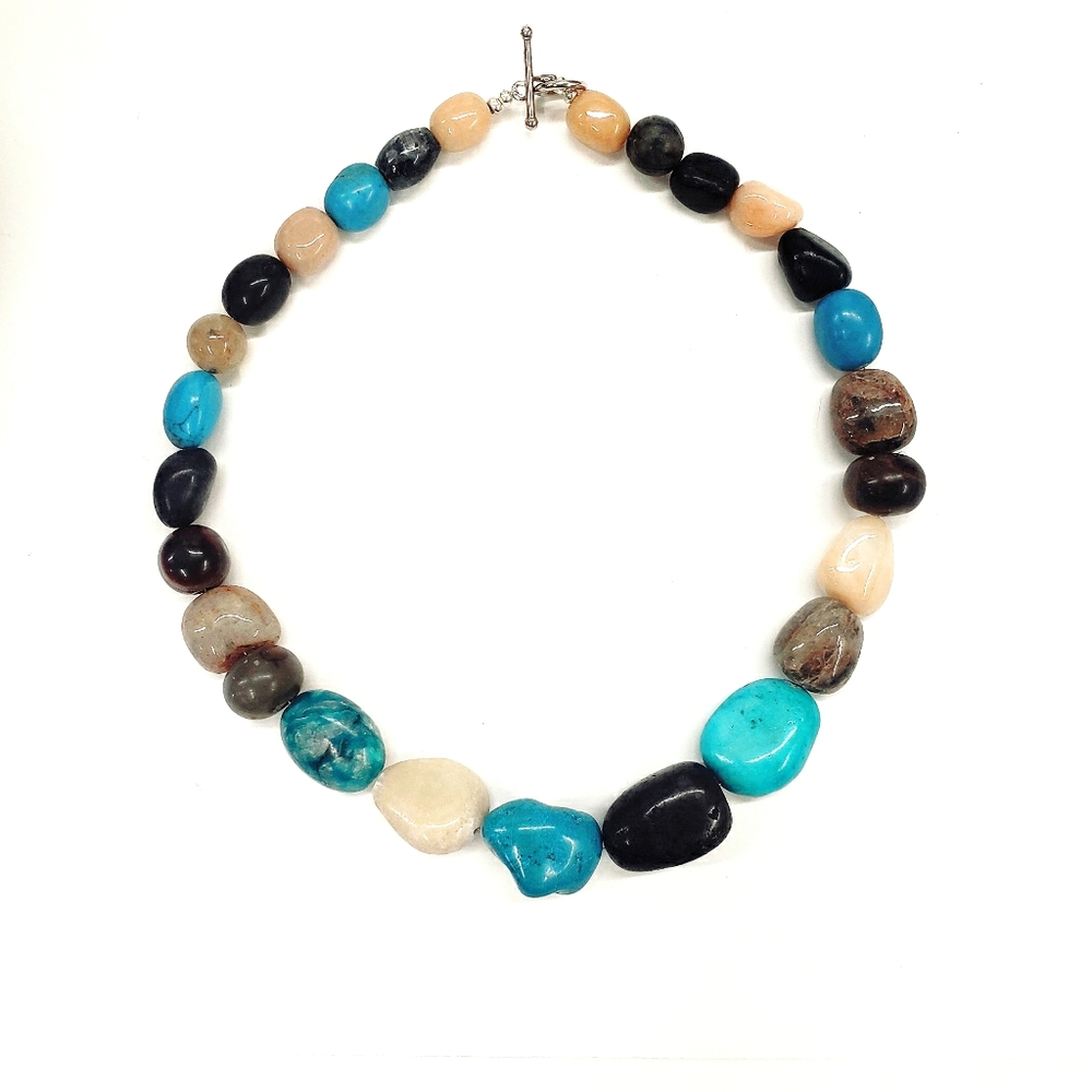 NWOT Bold Stone Statement Necklace
